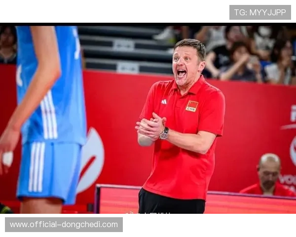 卡尔姆·麦克法兰接任切尔西U21主帅，重组教练团队